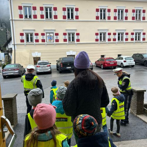 Sicher rund ums Schulhaus