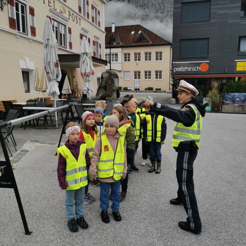 Sicher rund ums Schulhaus