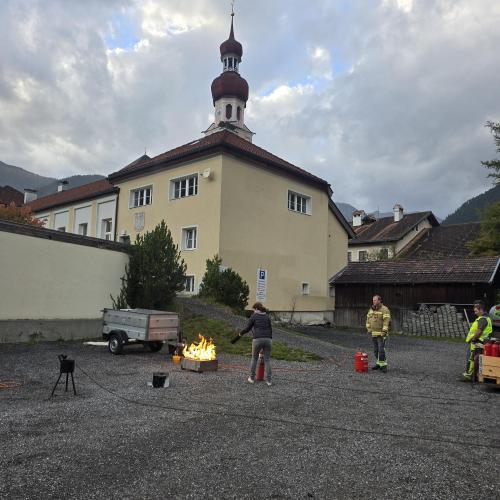 Feuerlöscher-Einschulung