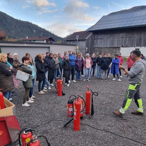 Feuerlöscher-Einschulung
