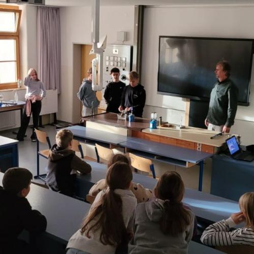 Zu Besuch in der IT-Mittelschule