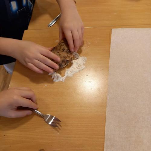 In der Schule wird gebacken