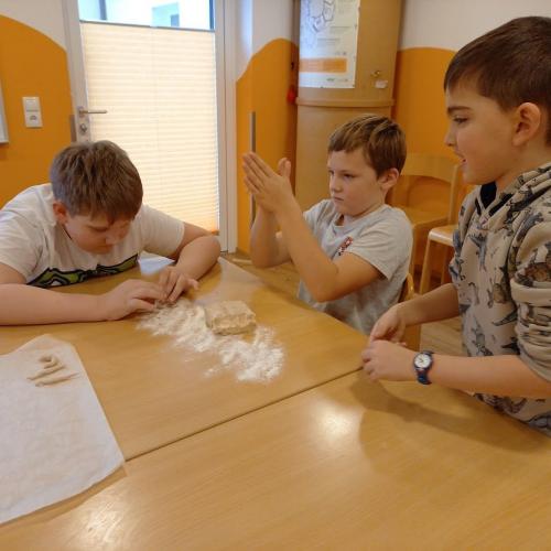 In der Schule wird gebacken