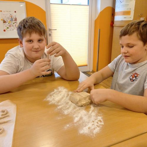 In der Schule wird gebacken