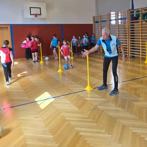 Fußball mit Trainer Franz