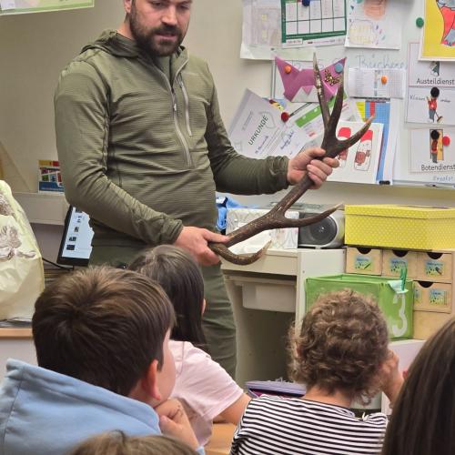 Jäger in der Schule
