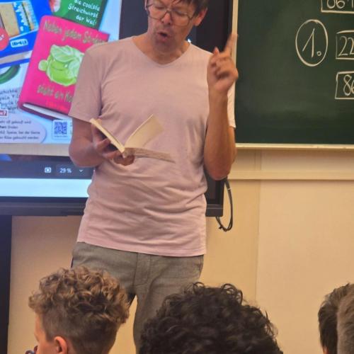 Markus Köhle liest uns vor