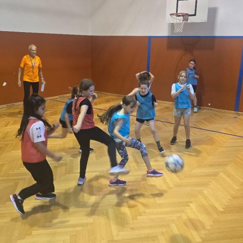 Fußball-Abschlussturnier
