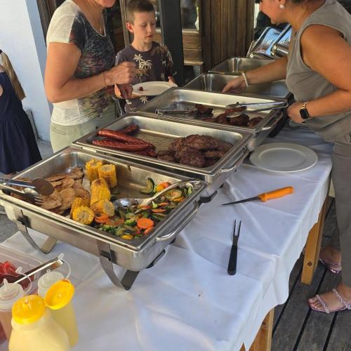 Grill & Chill