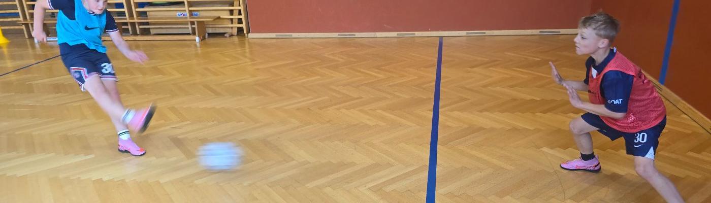 Fußball mit Trainer Franz